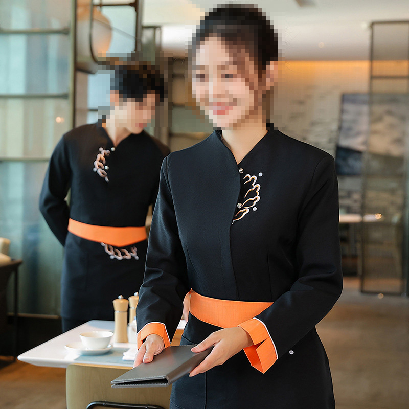 酒店服務(wù)員1004